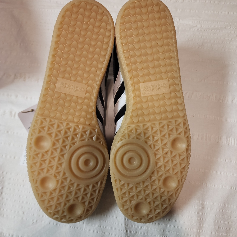 Adidas Women Samba Classic Sneakers - Black & Tan - Picture 12 of 16